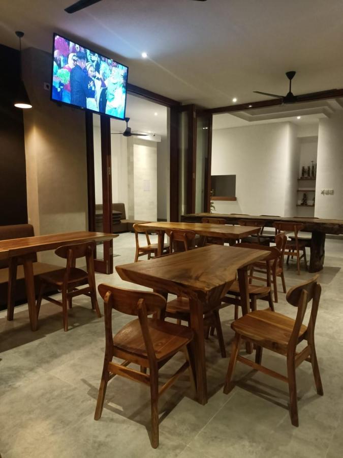 The Kd Suites & Coffee Shop Munggu 외부 사진